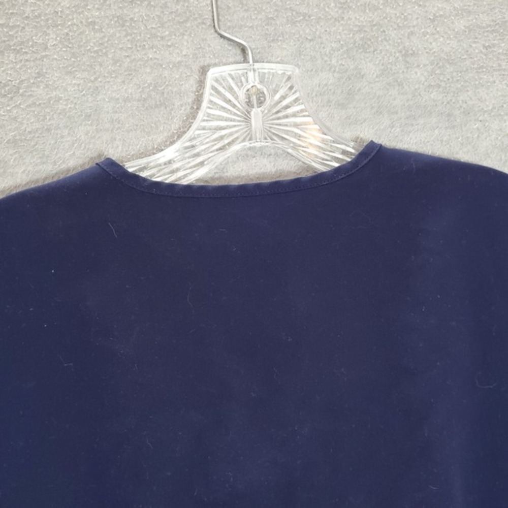 FIGS Women Scrub Top Small Blue V Neck Logo Technical Collection Pockets - Picture 7 of 9